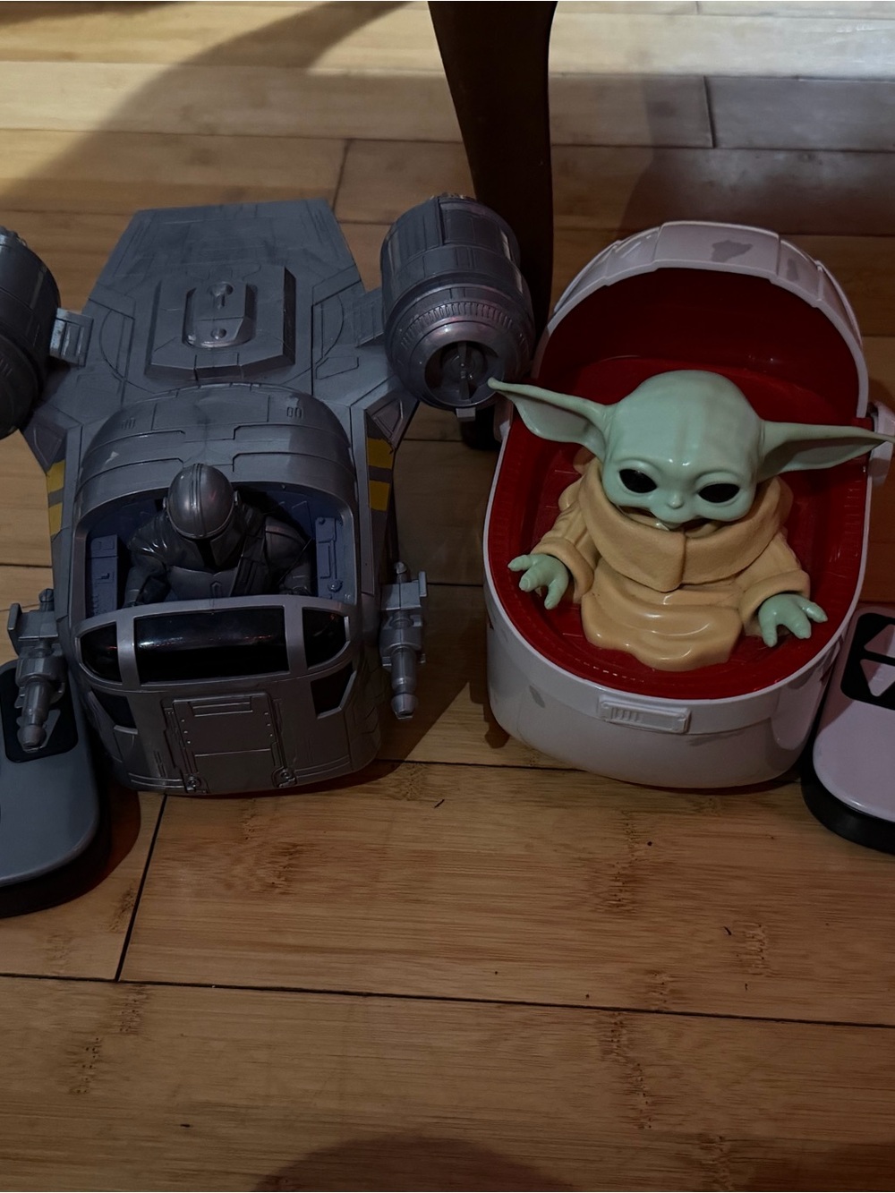 Star Wars The Child & The Mandalorian Remote Control Cars